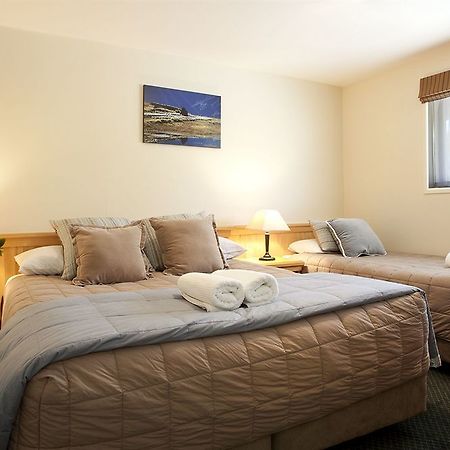 Clearbrook Motel & Serviced Apartments ワナカ エクステリア 写真